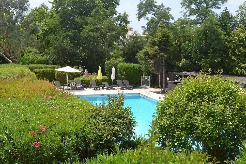 Le Rivage Lejlighedshotel Mandelieu